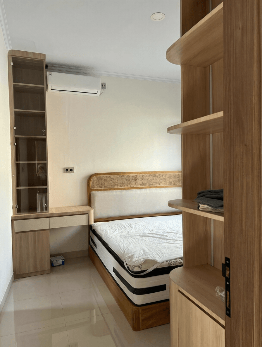 Kamar Set Custom Built-in